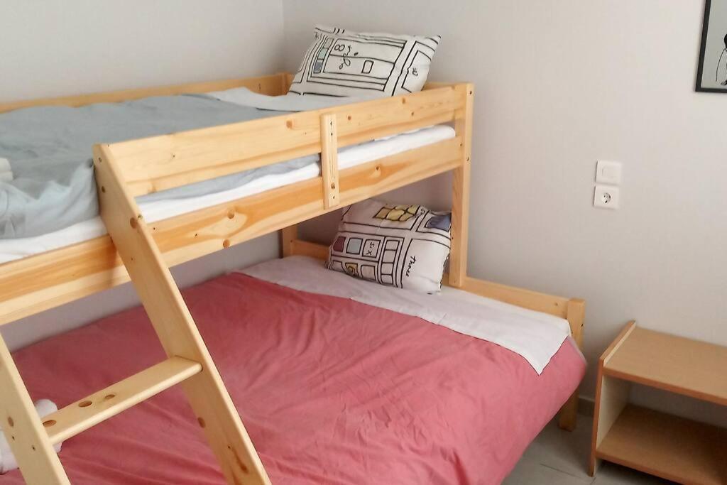Apartament Paris House 3 Patras Zewnętrze zdjęcie
